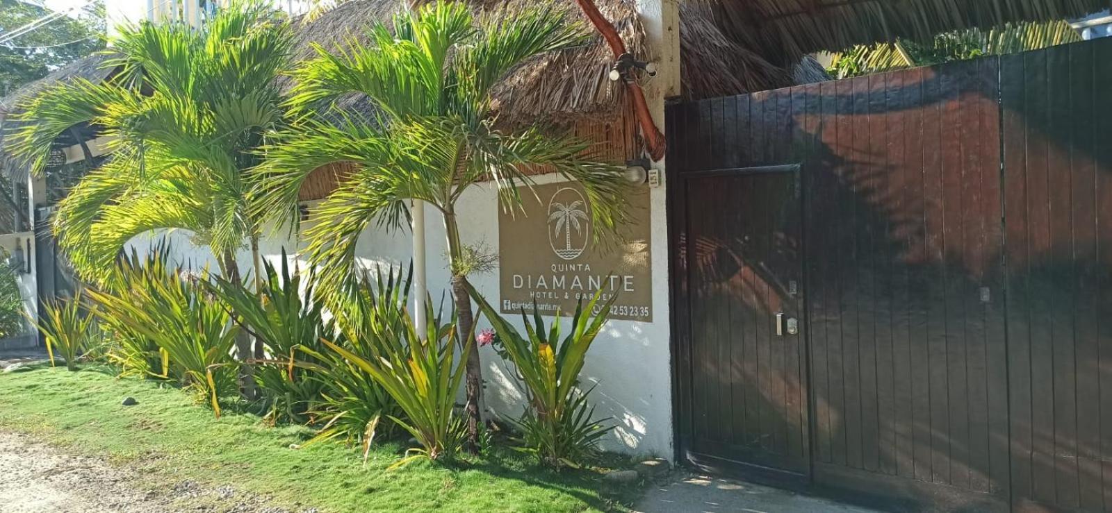 Quinta Diamante Hotel Barra Vieja Екстериор снимка